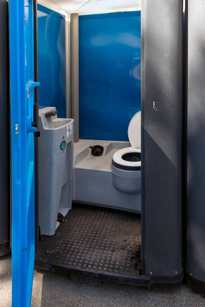 Best Porta potty cleaning services  in Oak Grove, MN